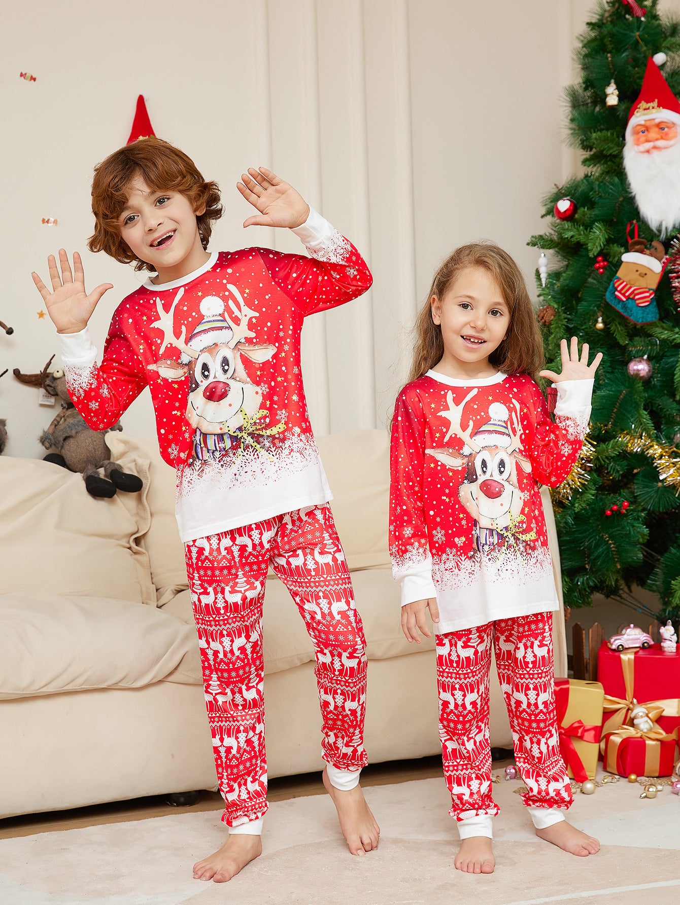 Cartoon Deer Snowflake Family Dress – Cute Random Print Pajamas | European & American Style Parent-Child Outfit