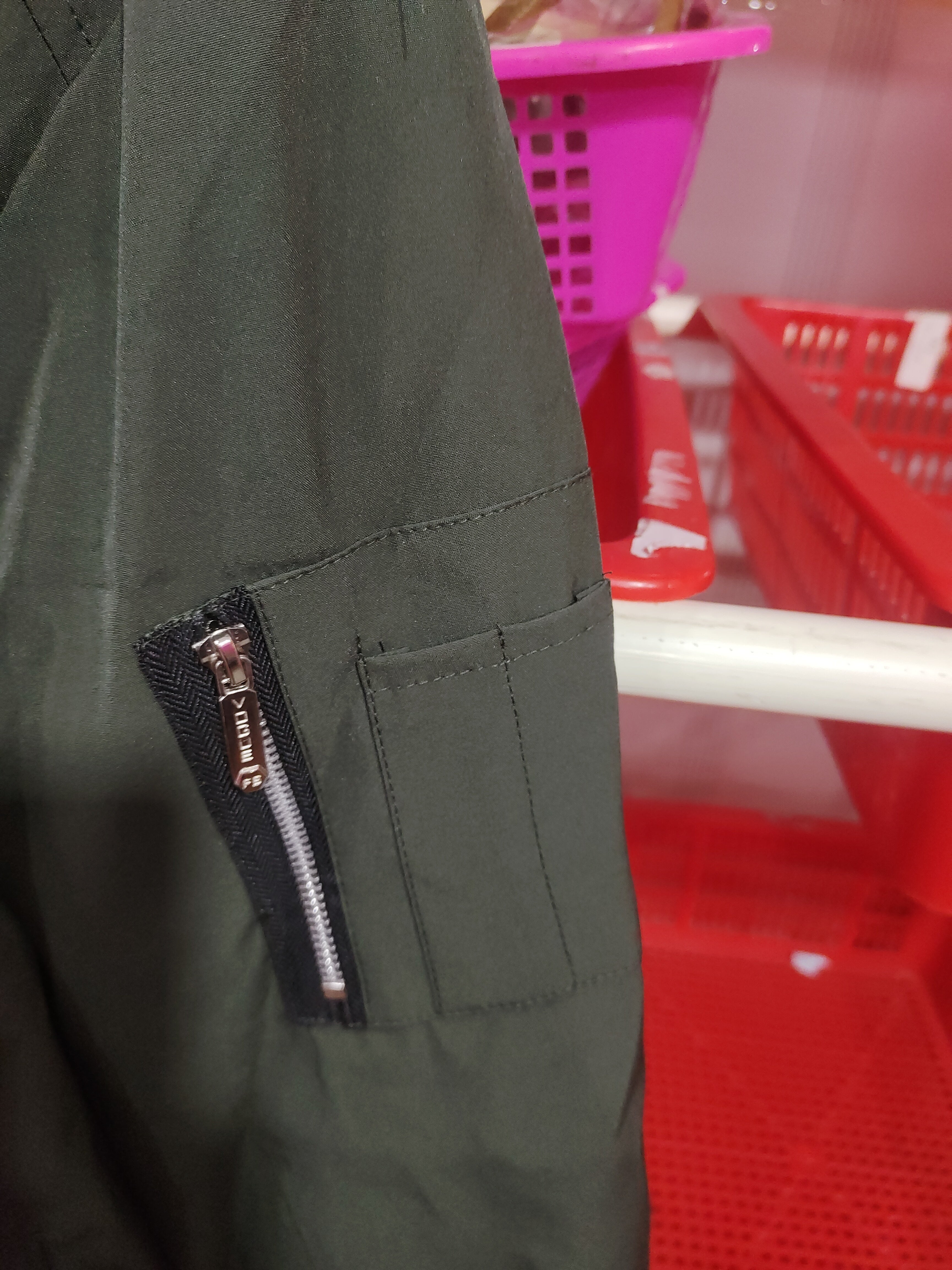 Men’s Casual Baseball Jacket – Youth Trend Stand Collar Zip-Up Coat for Street & Daily Wear